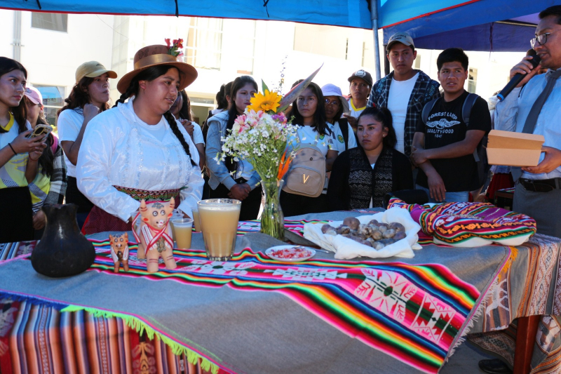Gran Festival Gastronómico por el XIV aniversario de la Facultad de Educación y Ciencias Sociales