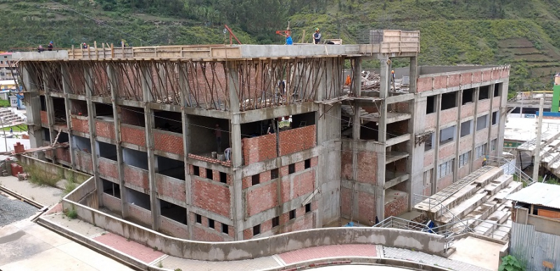 Avanza obra de construcción del Pabellón de la Escuela de Ingeniería Informática y Sistemas