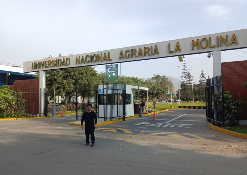 Docente de Ingeniería Agroecológica y Desarrollo Rural participa en pasantía académica en la Universidad Nacional Agraria La Molina