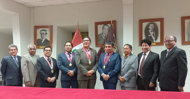 UNAMBA presente en el 348° aniversario de la Universidad Nacional de San Cristóbal de Huamanga