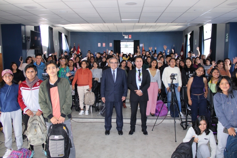 Con gran expectativa ser realizó el encuentro universitario tributario y aduanero organizado por la UNAMBA, SUNAT y el IAT Cusco