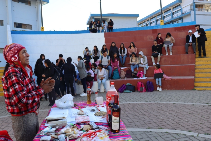 Educación Inicial Intercultural Bilingüe realiza pago a la Pachamama
