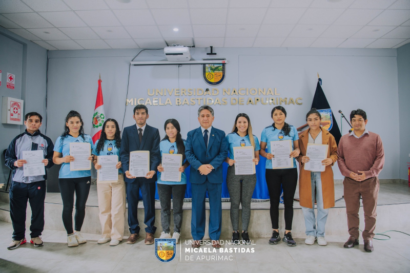 Reconocimiento a deportistas del Fútbol Femenino de la UNAMBA