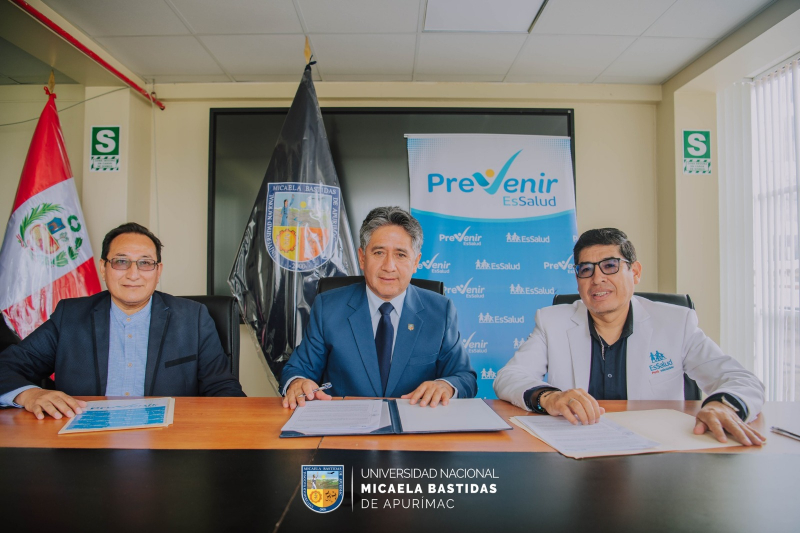 UNAMBA y ESSALUD Abancay firman alianza de intervención de la estrategia &quot;PREVENIR ESSALUD&quot;