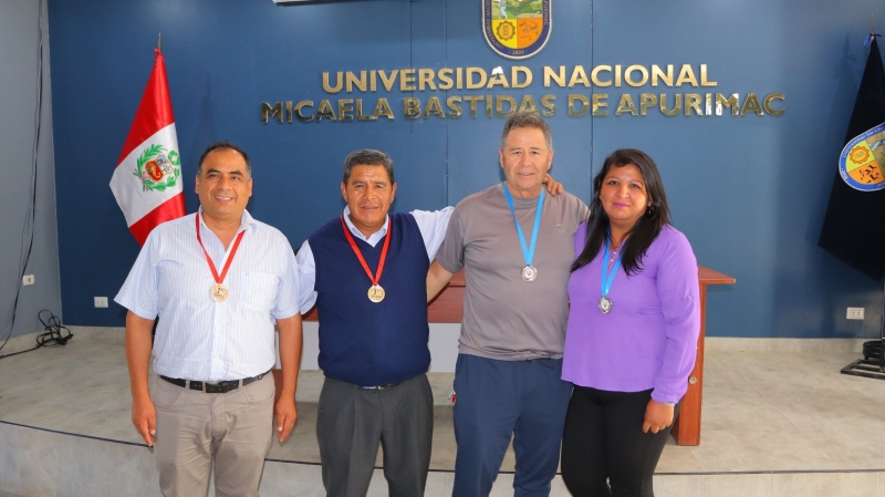 SUTAD UNAMBA entrega premios a ganadores del campeonato deportivo de trabajadores administrativos