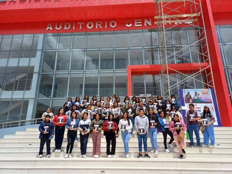 UNAMBA participó en Coloquio Internacional de Educación Intercultural en la UNAJMA