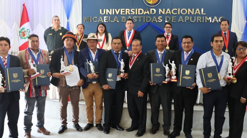 UNAMBA distingue a 10 egresados y graduados que asumen el cargo de alcalde en el periodo 2023 – 2026