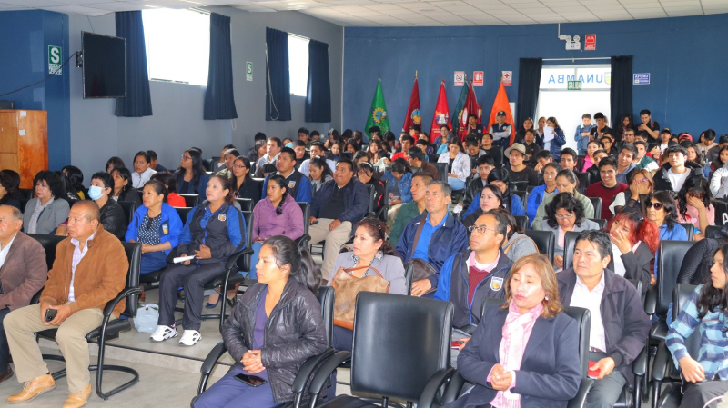 Comunidad de la UNAMBA participa en charla sobre prevención de la enfermedad del dengue