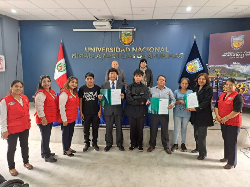 UNAMBA clausura taller de fortalecimiento en cursos de ciencias básicas a la comunidad escolar del INABIF Abancay