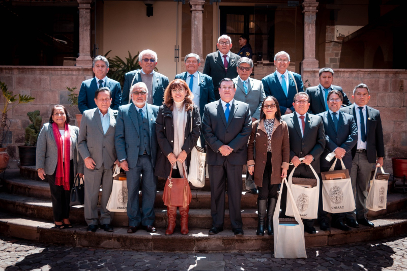 Rector de la UNAMBA participa en reunión de la Comisión de Presupuesto del Congreso de la República y solicita demandas adicionales