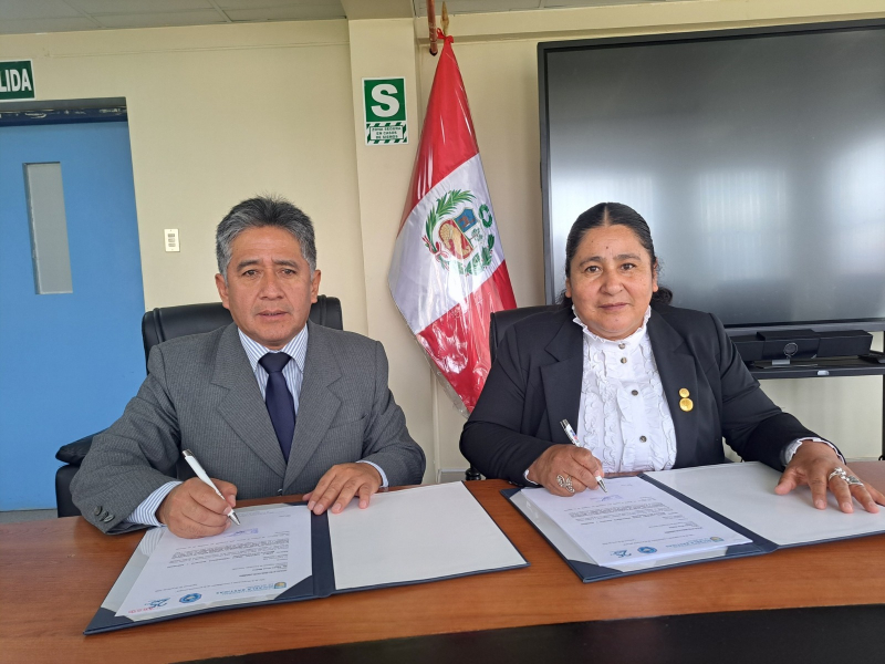 UNAMBA y Dirección Regional de Educación Apurímac suscriben convenio marco de cooperación interinstitucional
