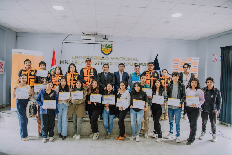 UNAMBA e INDECI reconocen a primeros Voluntarios en Emergencias y Rehabilitación (VER)