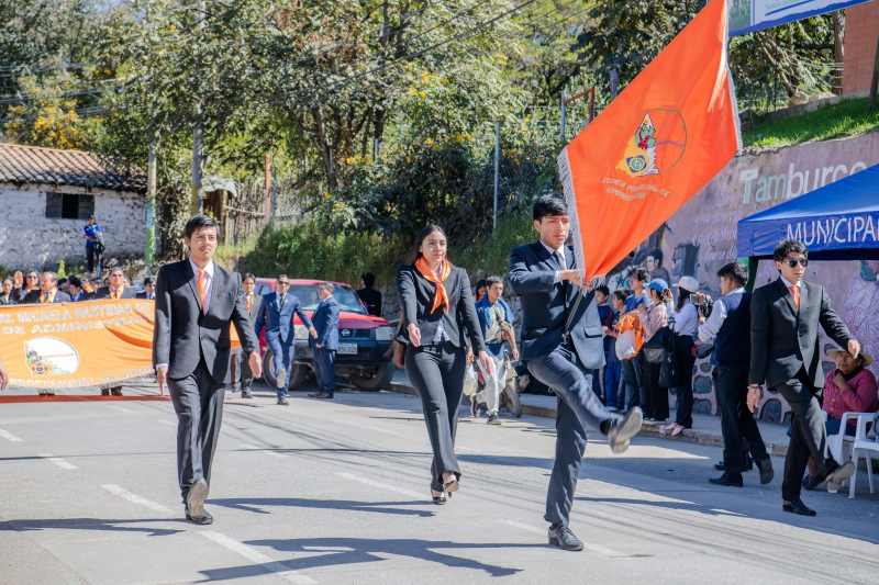 FACULTAD DE ADMINISTRACIÓN CELEBRA SU 16º ANIVERSARIO EN SOLEMNE CEREMONIA